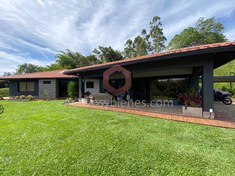 Casa-Finca en Venta en Vereda Ojo De Agua