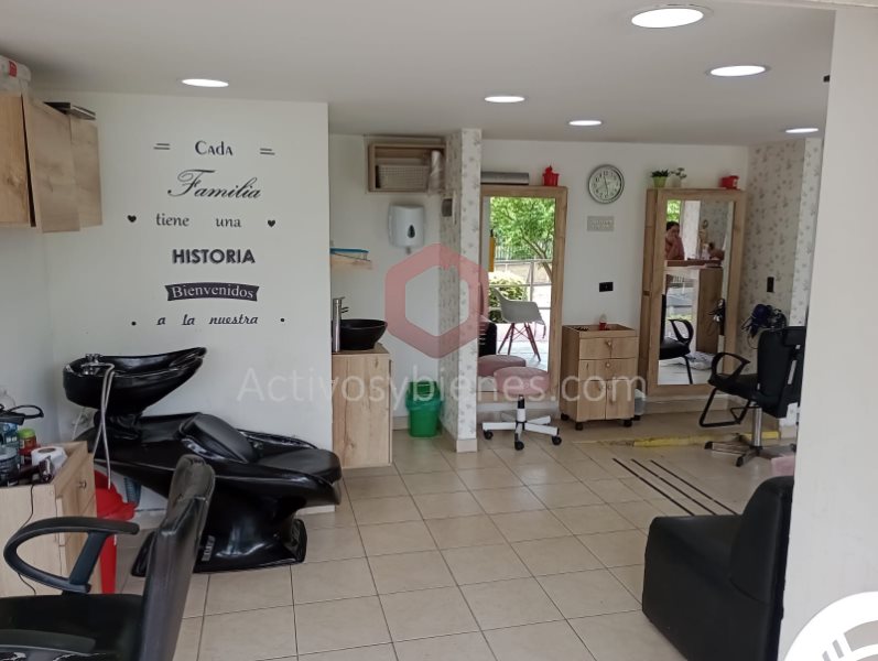 Local en Venta en Los Colores