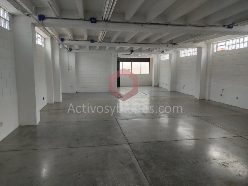 Bodega en Arriendo en Cristo Rey