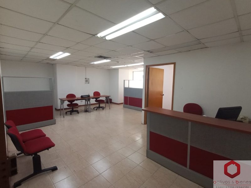 Oficina en Ambos en El Poblado