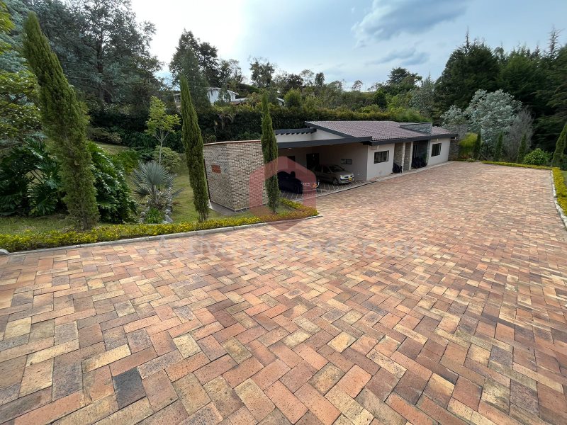 Casa-Finca en Venta en Autopista Medellin  Bogota