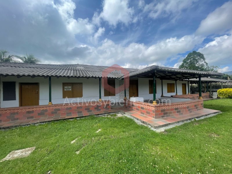 Casa en Arriendo en Vía La Ceja