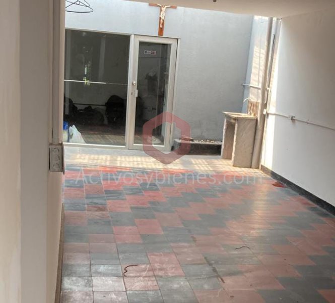 Casa-local en Arriendo en La Castellana