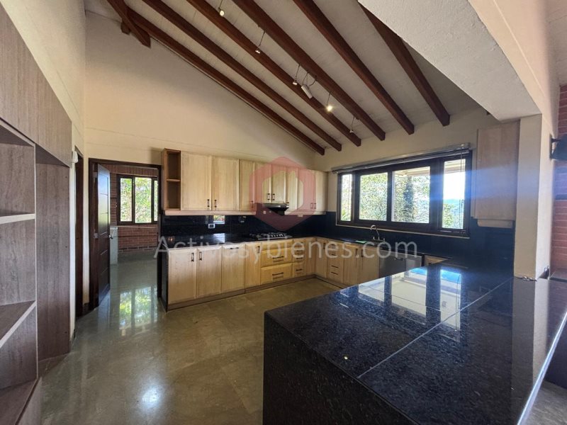 Casa-Finca en Arriendo en La Fe