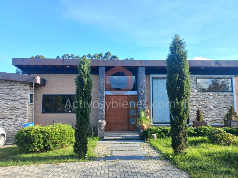 Casa-Finca en Venta en El Retiro