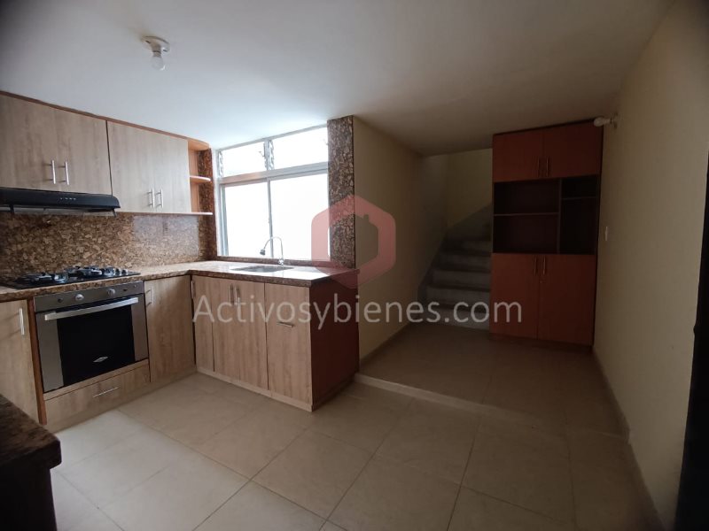 Casa-Local en Arriendo en Velodromo