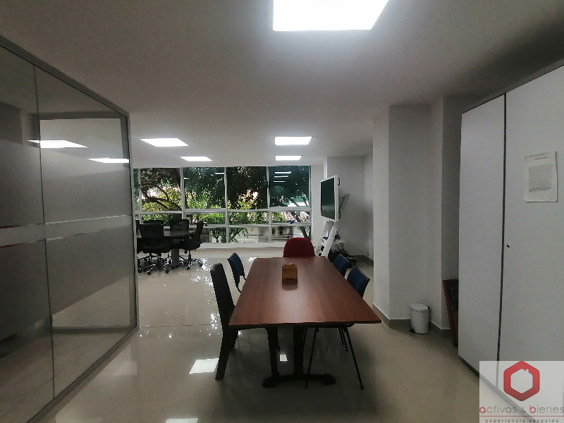 Oficina en Arriendo en Suramericana