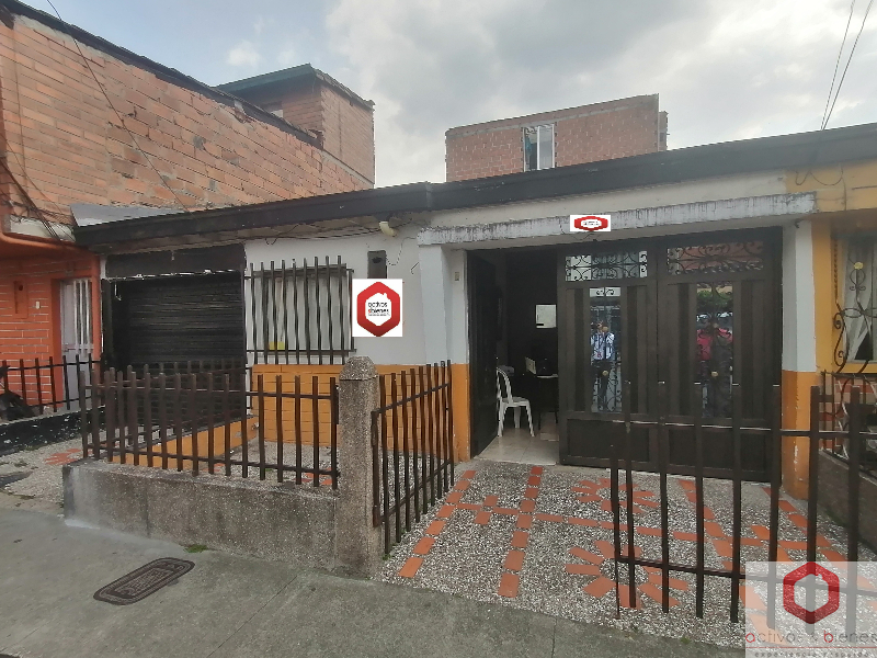 CASA LOTE en Venta en Campo Amor
