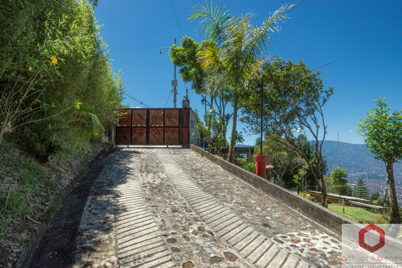 Casa-Finca en Venta en San Cristobal