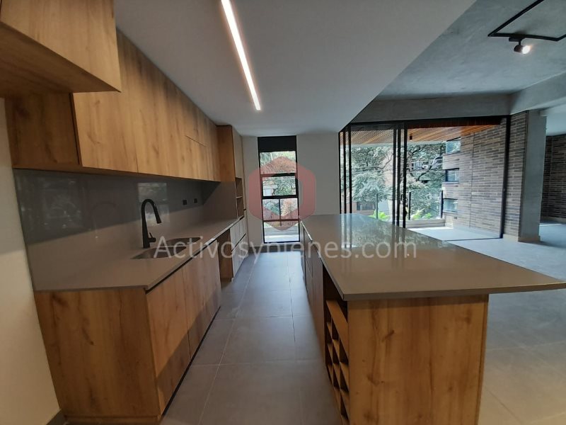 Apartamento en Venta en Laureles